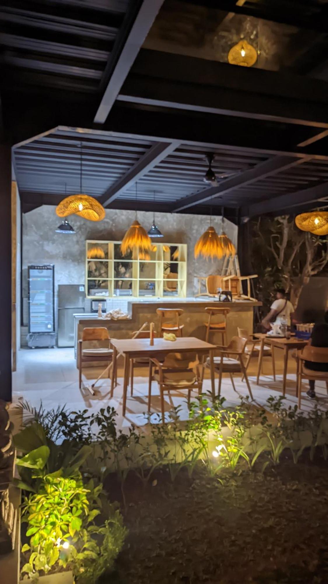 Sujiwa Ubud Hotel & Villa Εξωτερικό φωτογραφία