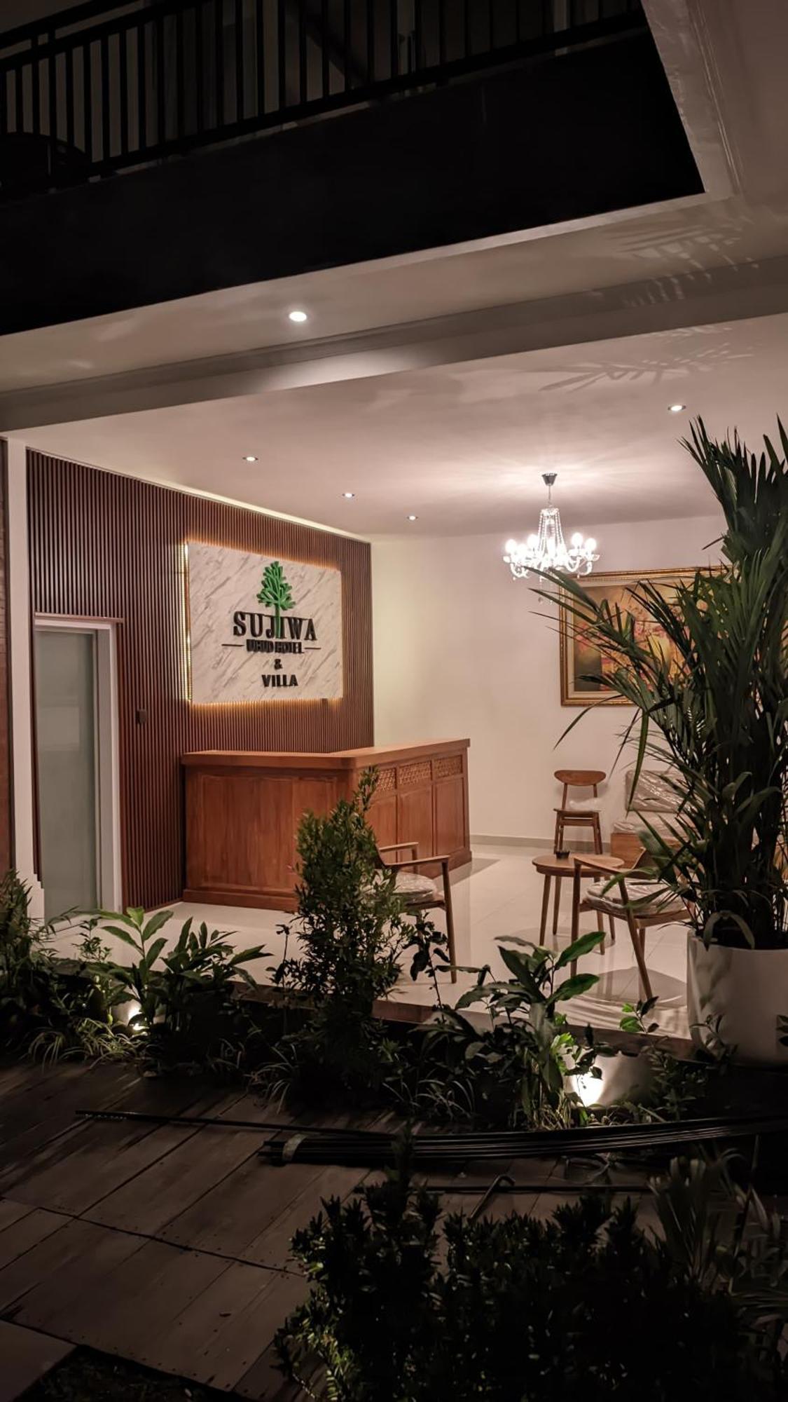 Sujiwa Ubud Hotel & Villa Εξωτερικό φωτογραφία